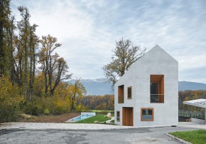 Clavienrossier Architects Urhuette und Villa Fassade