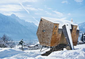 Ufogel Minihaus Architekturbüro Jungmann Aberjung- Design Agency Kreuzlagenholz